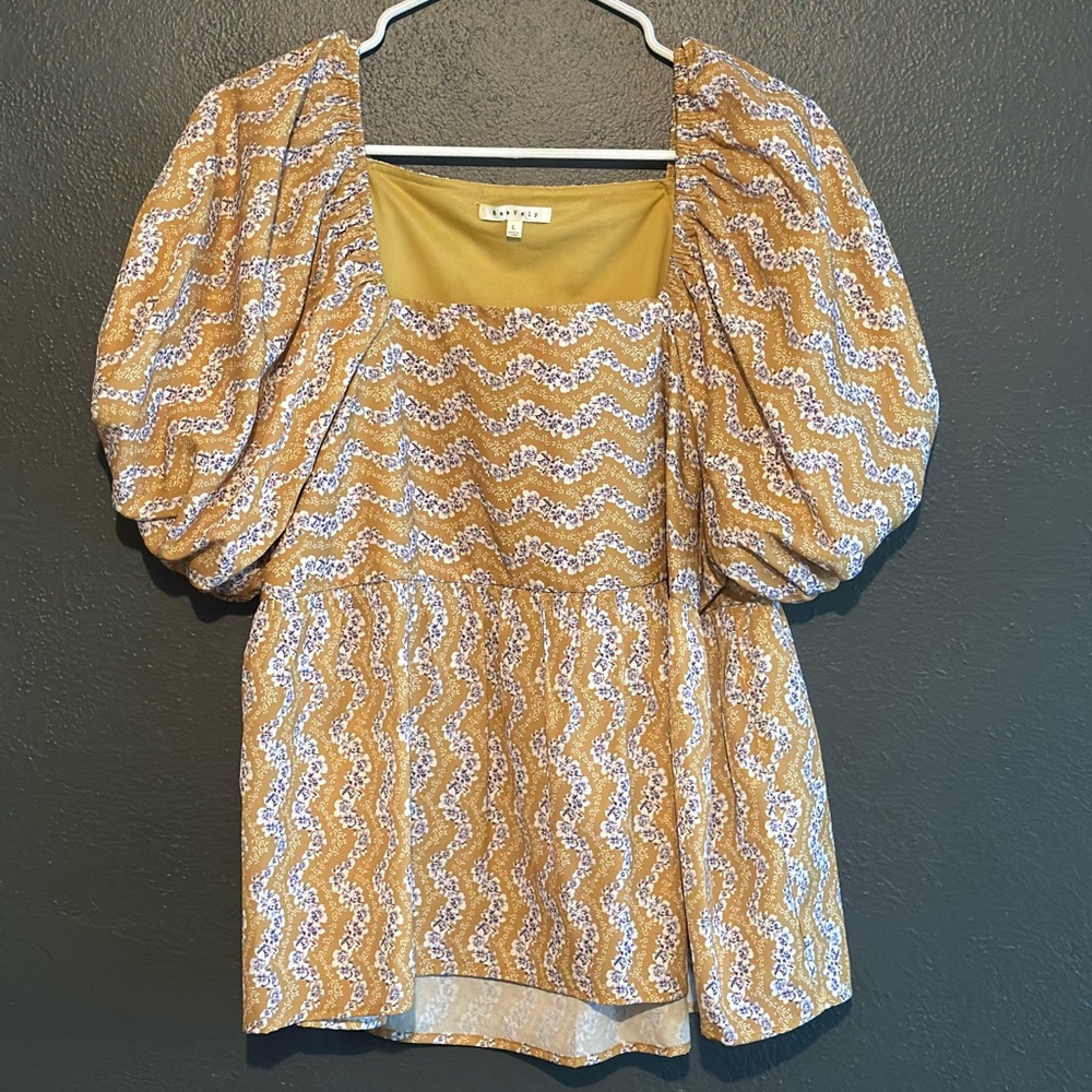 BaeVely Mustard and Lavender Puff Sleeve Blouse
